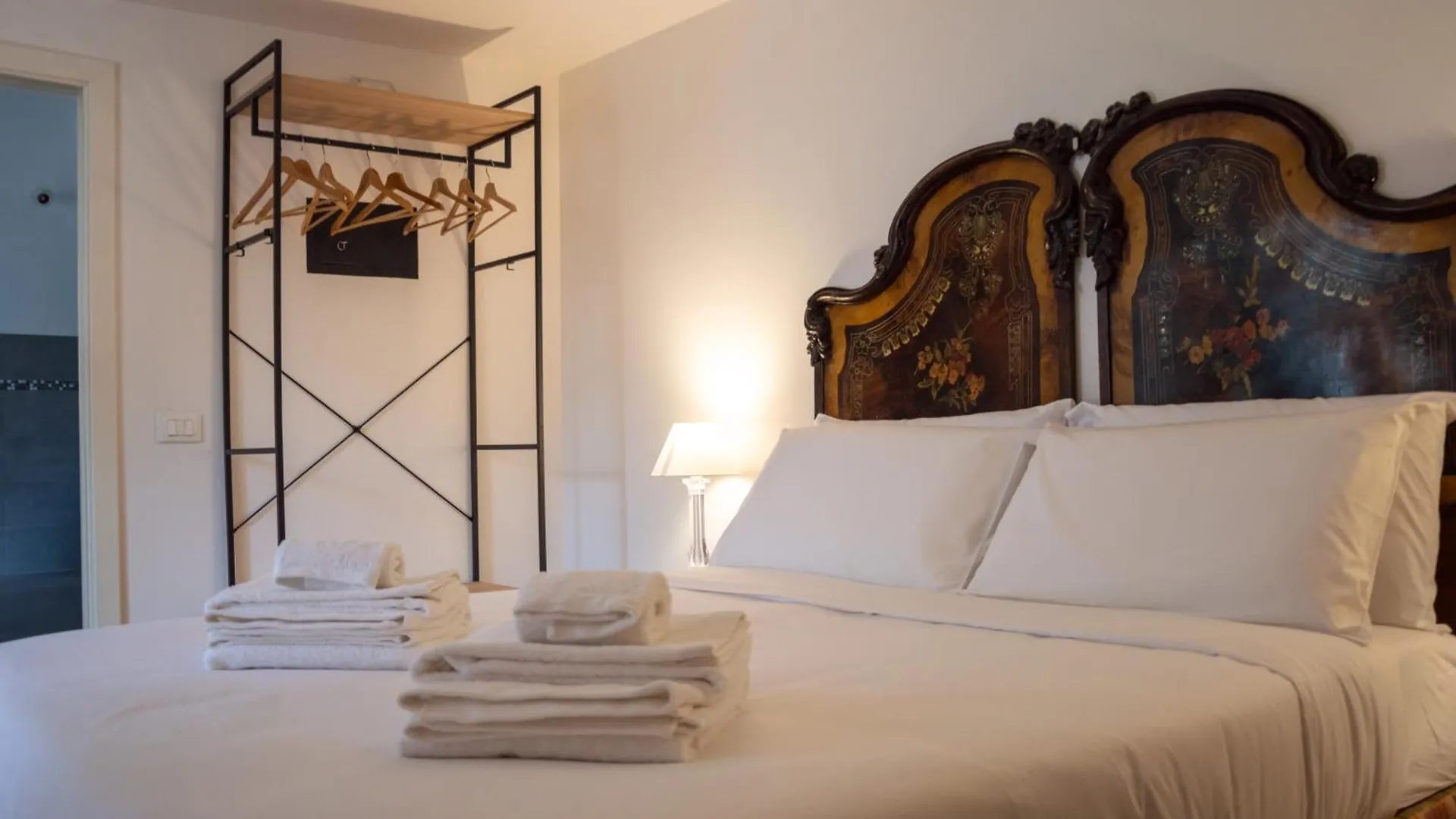 Vittorio Emanuele Suite Apartment Palermo